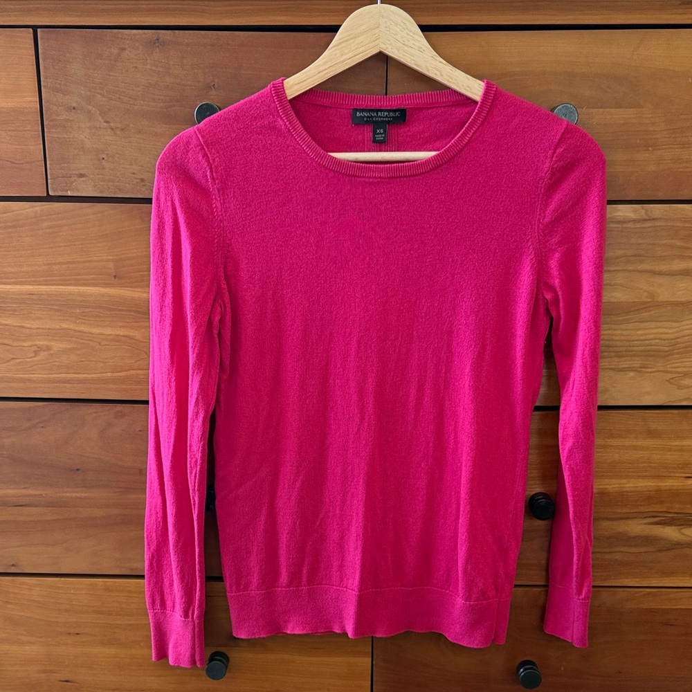 Banana Republic Fuchsia Sweater Silk & Cashmere Size XS